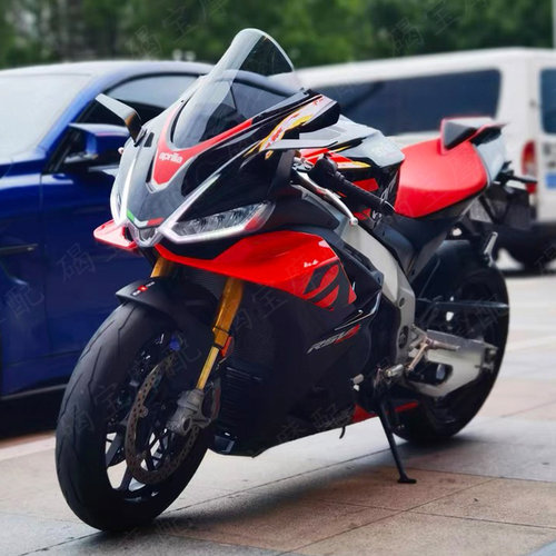 阿普利亚RSV42021-2023挡风