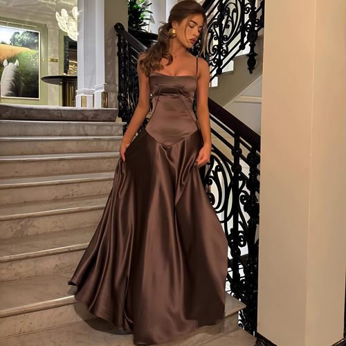 法式缎面一字领吊带连衣裙女