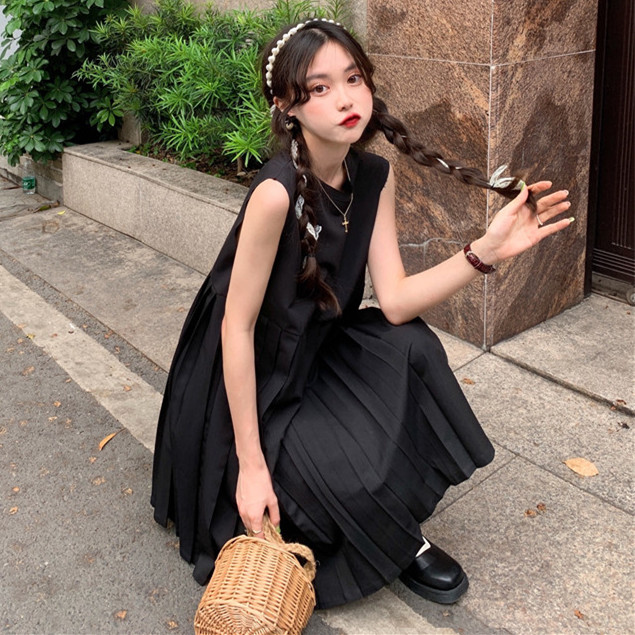 Real price light luxury King fried vest skirt design sense niche dress