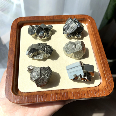 天然秘鲁黄铜矿原石摆件