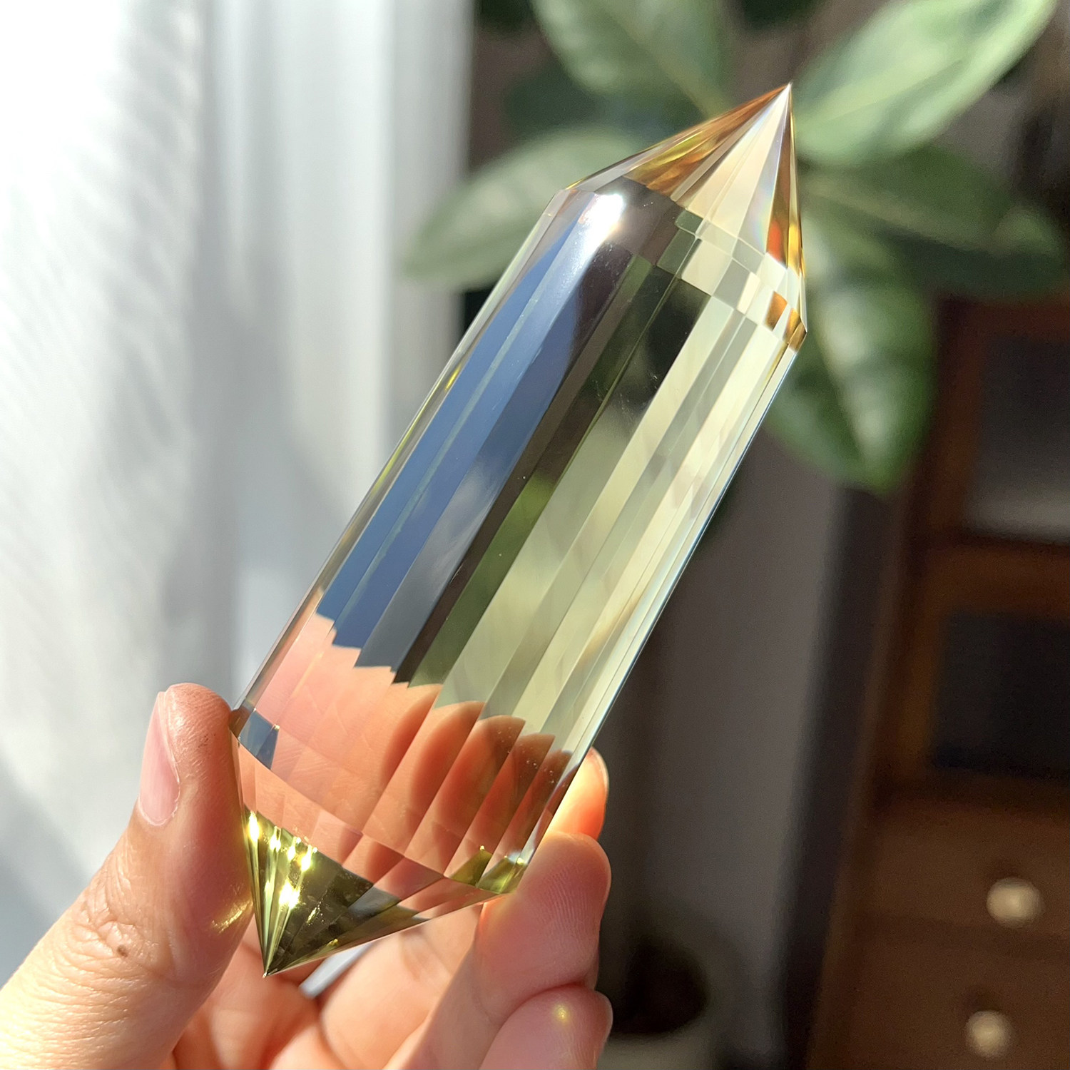 天然蓝针黄水晶沃格尔