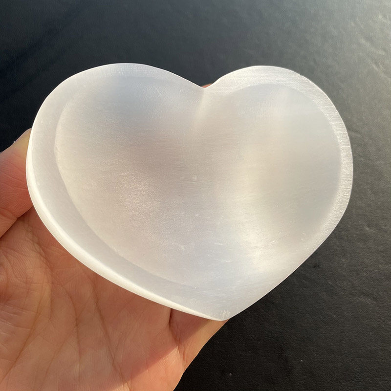 天然摩洛哥透石膏爱心花瓣型透石膏小碗净化消磁石膏水晶碗摆件