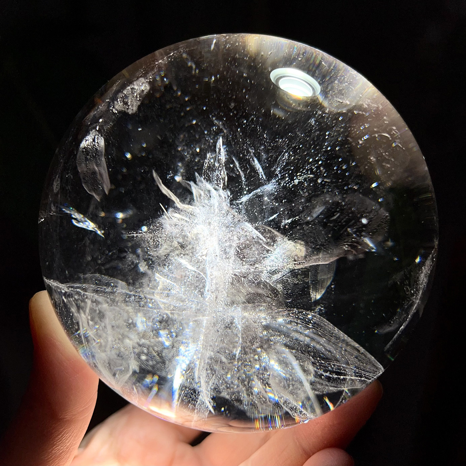 天然喜马拉雅白水晶球摆件
