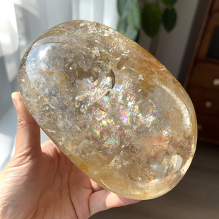天然喜马香槟黄胶花把玩手握大尺寸彩虹胶花财富水晶摆件一物一图