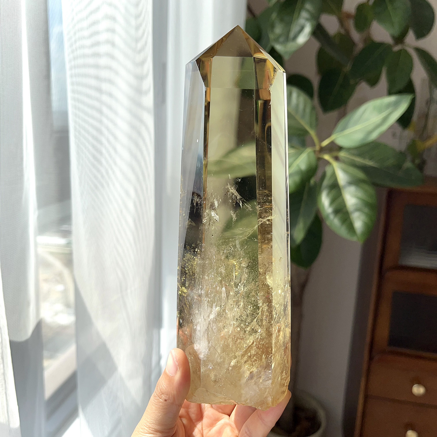 天然精品巴西黄水晶柱