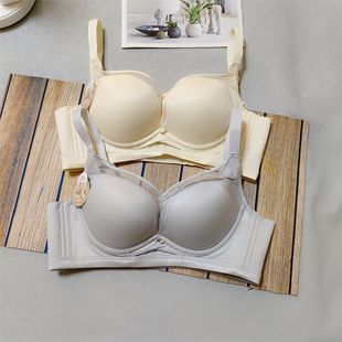 俏丹莉9445无钢圈聚拢调整型收副乳文胸AB杯中厚小胸显大光面内衣