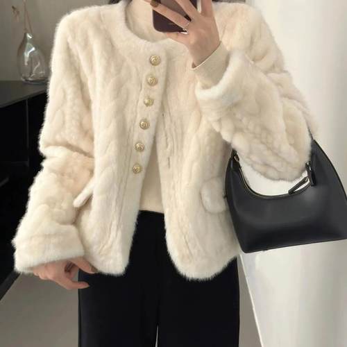 小香风仿水貂绒外套女冬季2024新款高级感气质小个子毛绒短款大衣