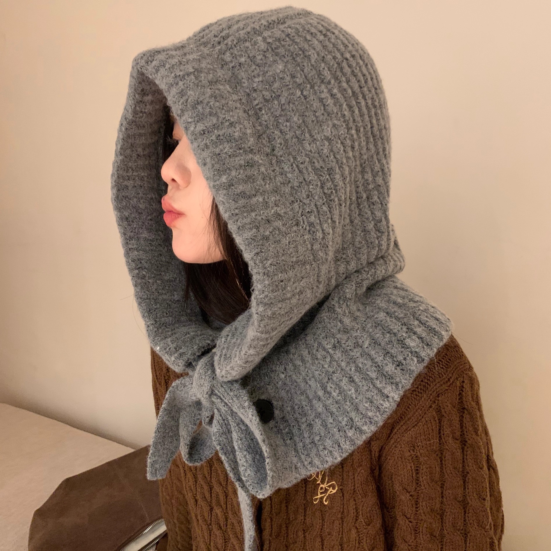 松弛感羊毛针织巴拉克拉法帽女秋冬复古大头系带保暖围巾一体帽子