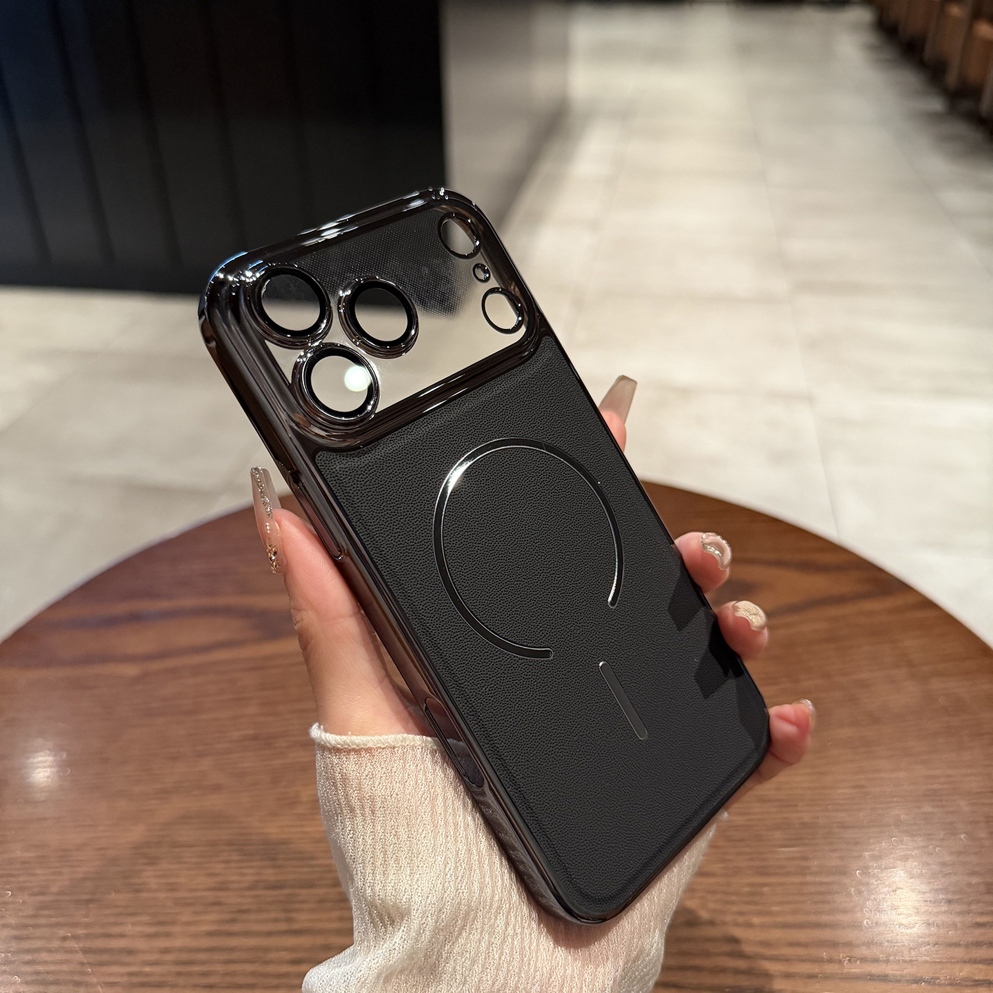 【磁吸充电】适用苹果17的手机壳