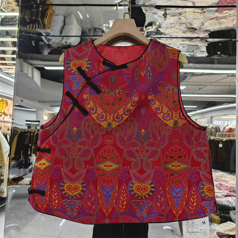 2026春装新中式红色提花马甲女圆领斜襟盘扣无袖坎肩贵气复古上衣,女装/女士精品,马夹,淘宝优惠券,粉丝福利购,淘宝优惠卷
