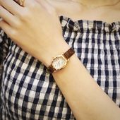 女生手表女款 学生皮带女表方形酒桶小表盘细带韩国复古迷你石英表