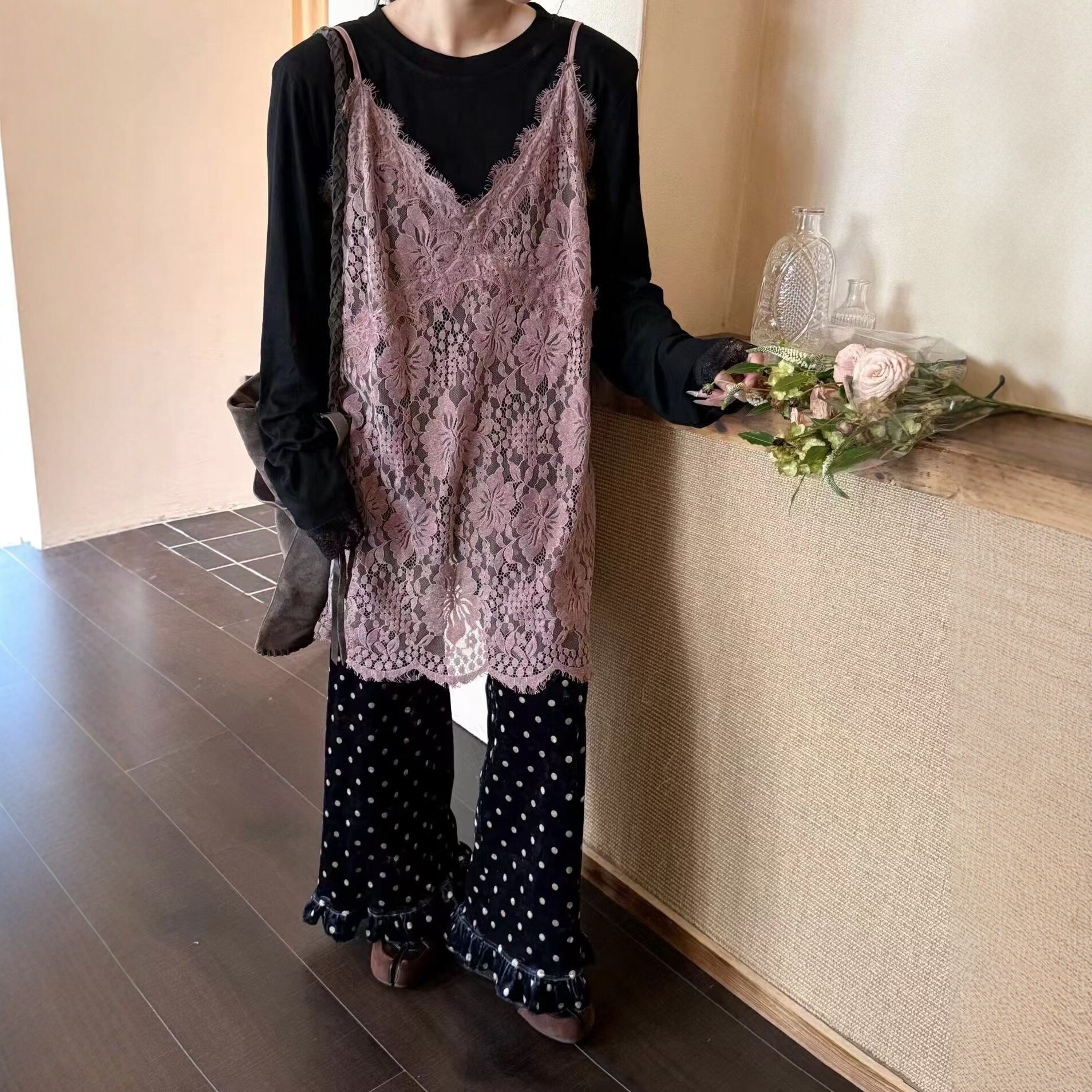蕾丝吊带叠搭圆领长袖T恤女2026