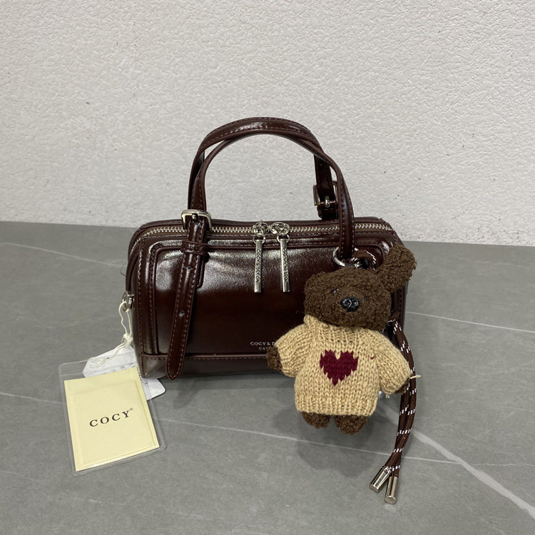 2025新款时尚油腊皮枕头包迷你小众设计手提包百搭链子单肩斜挎包,箱包皮具/热销女包/男包,小方包,淘宝优惠券,粉丝福利购,淘宝优惠卷