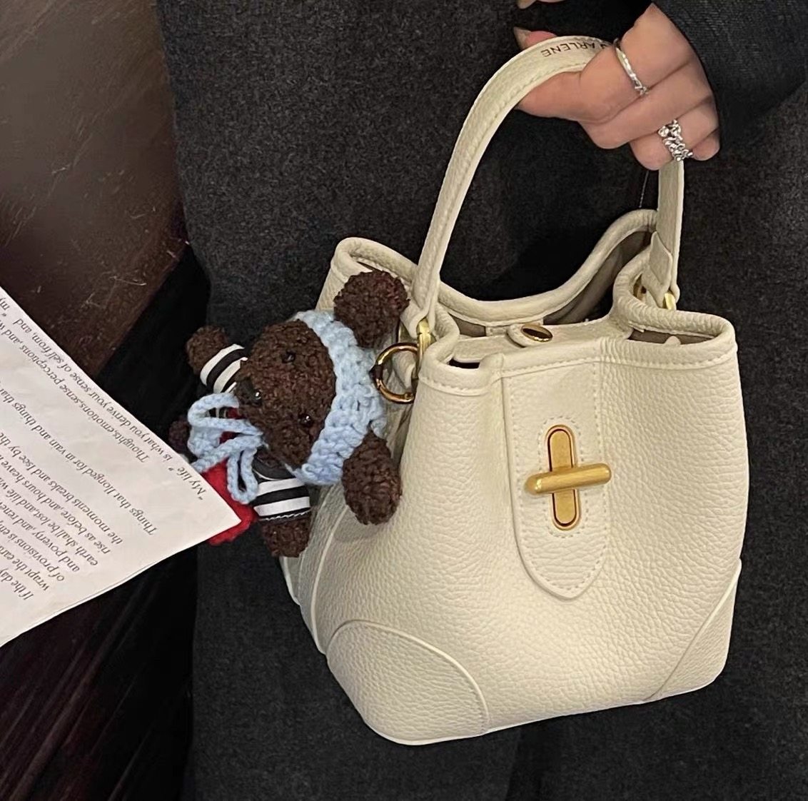 韩版新款时尚荔枝纹水桶包精致软皮手提子母包休闲百搭单肩斜挎包