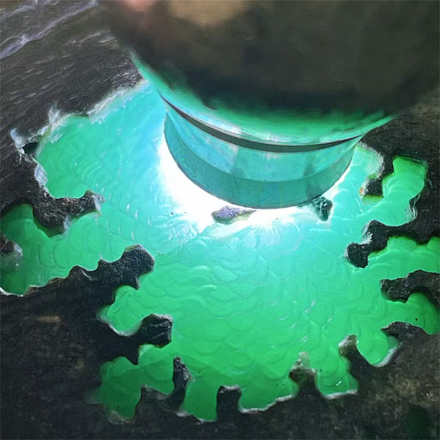 TT15610缅甸天然翡翠原石老坑莫湾基场口开窗手镯料 重1.5公斤