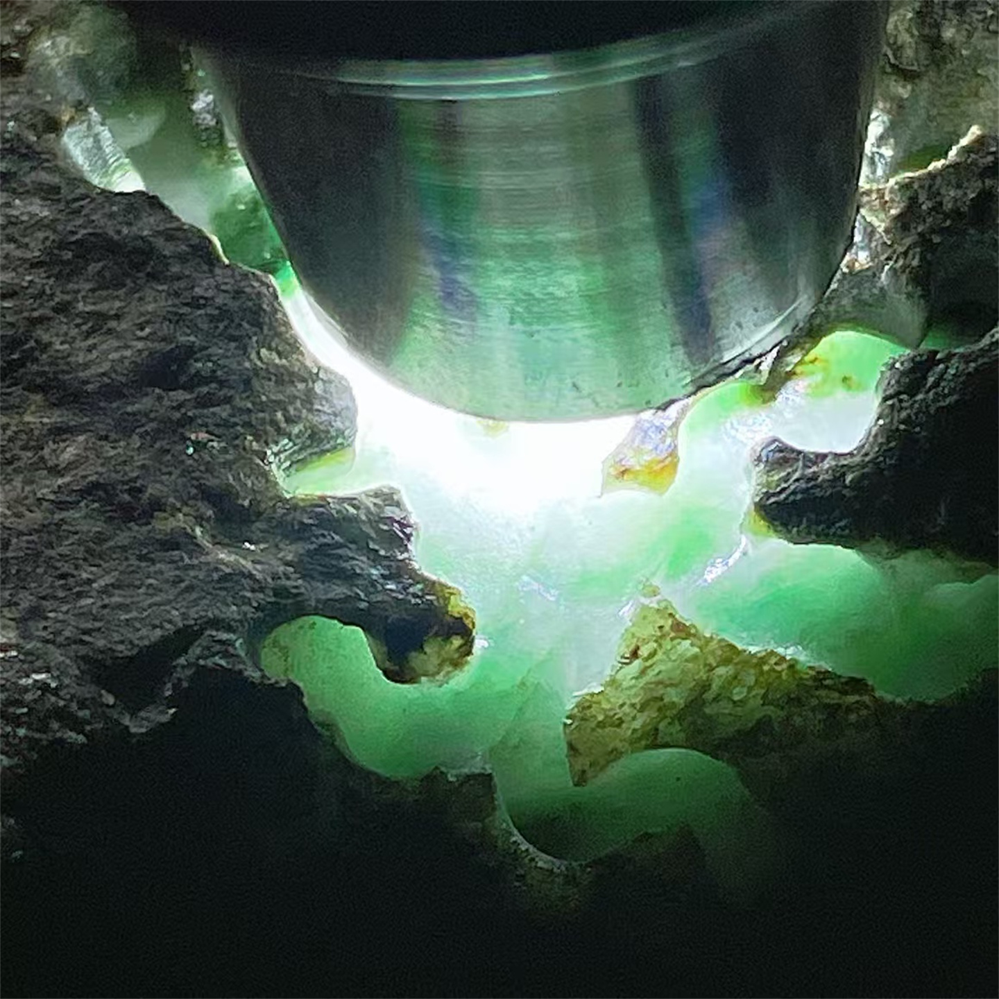 T12208 缅甸天然翡翠原石老坑莫湾基场口开窗手镯料 重2.8公斤