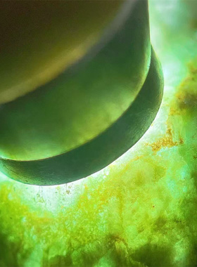 T10558 缅甸天然翡翠原石老坑会卡场口水翻沙手镯料  重2.2公斤