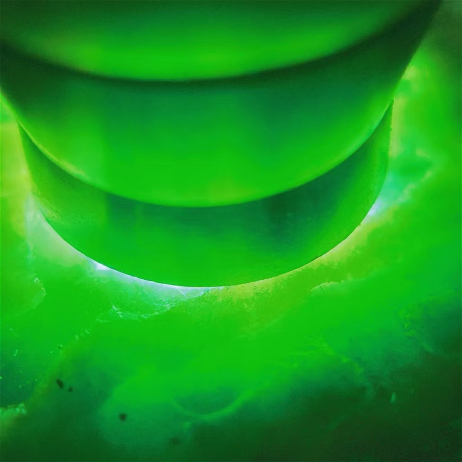 F16746 缅甸天然翡翠原石老坑木那场口开窗色料手镯料 重16公斤