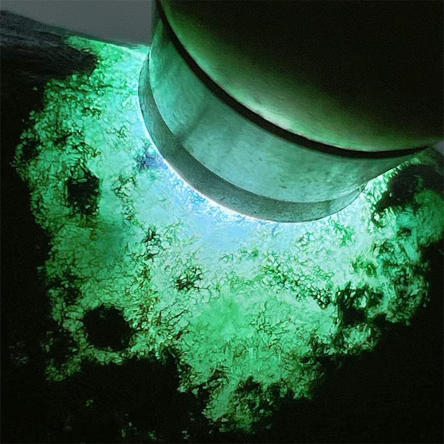 缅甸天然翡翠原石手镯料