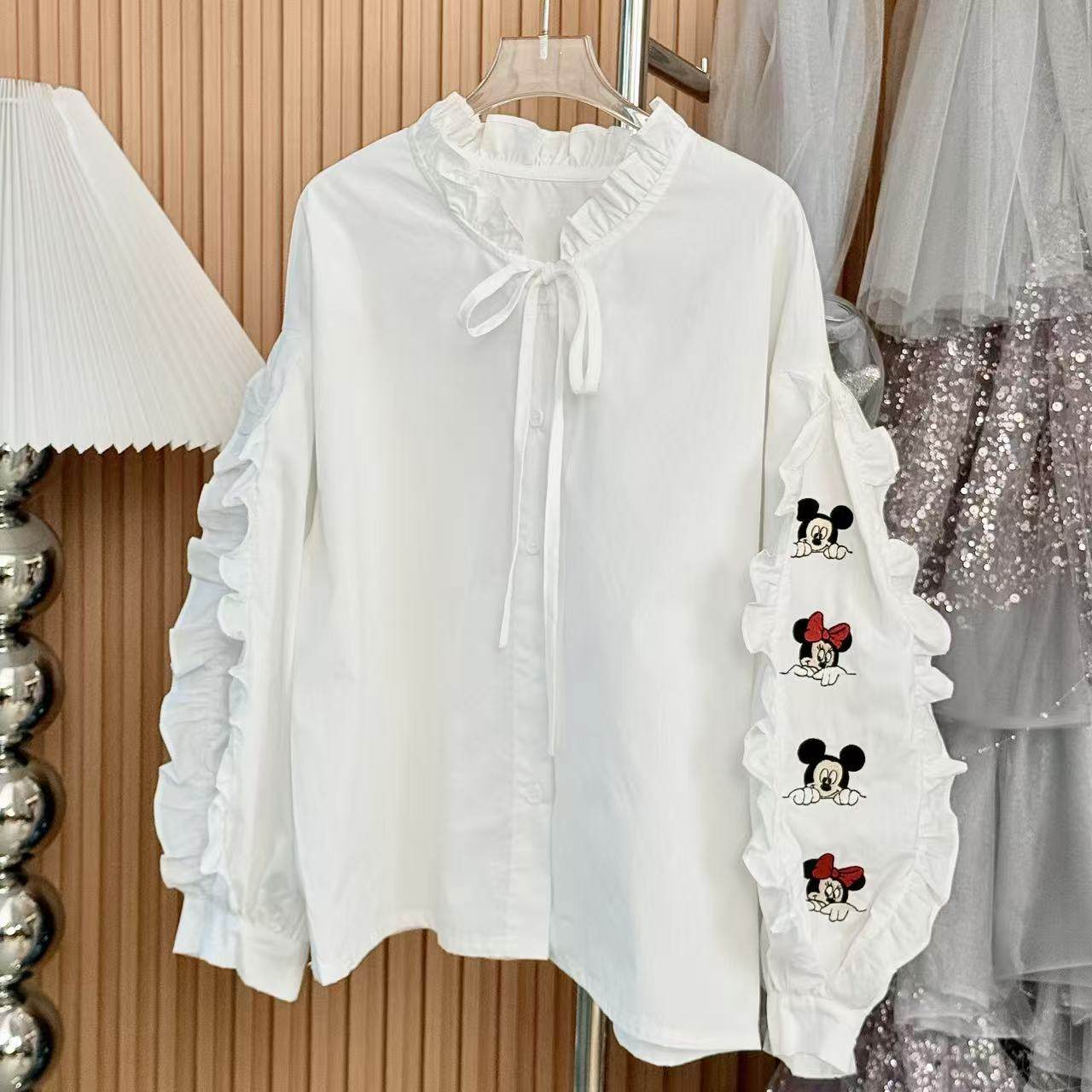 熙爱2026春夏新款中大女童重工刺绣纯棉花边泡泡袖系带洋气衬衫