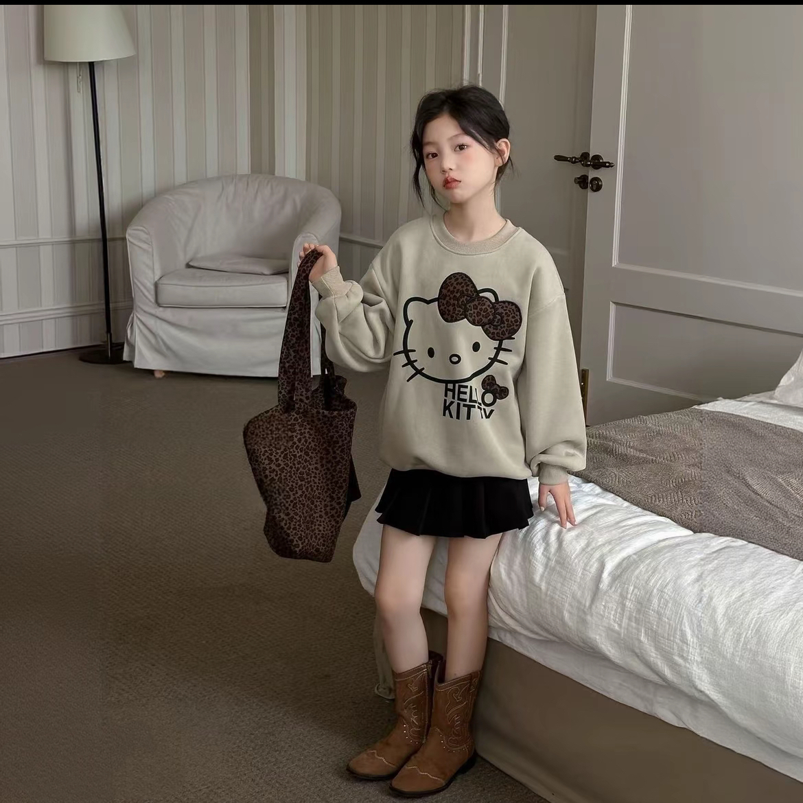 2025秋冬中大童韩版休闲卡通卫衣