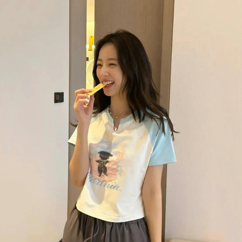 印花拼接撞色短款圆领短袖t恤女