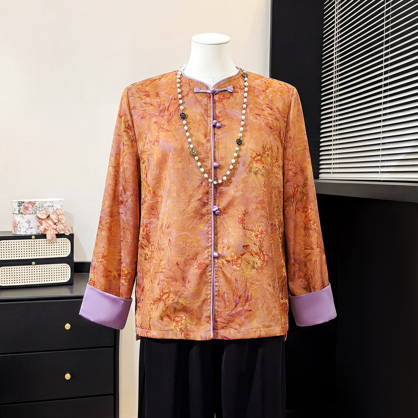 新中式妈妈春装单层薄款外套新款中老年女春秋唐装短款提花上衣服