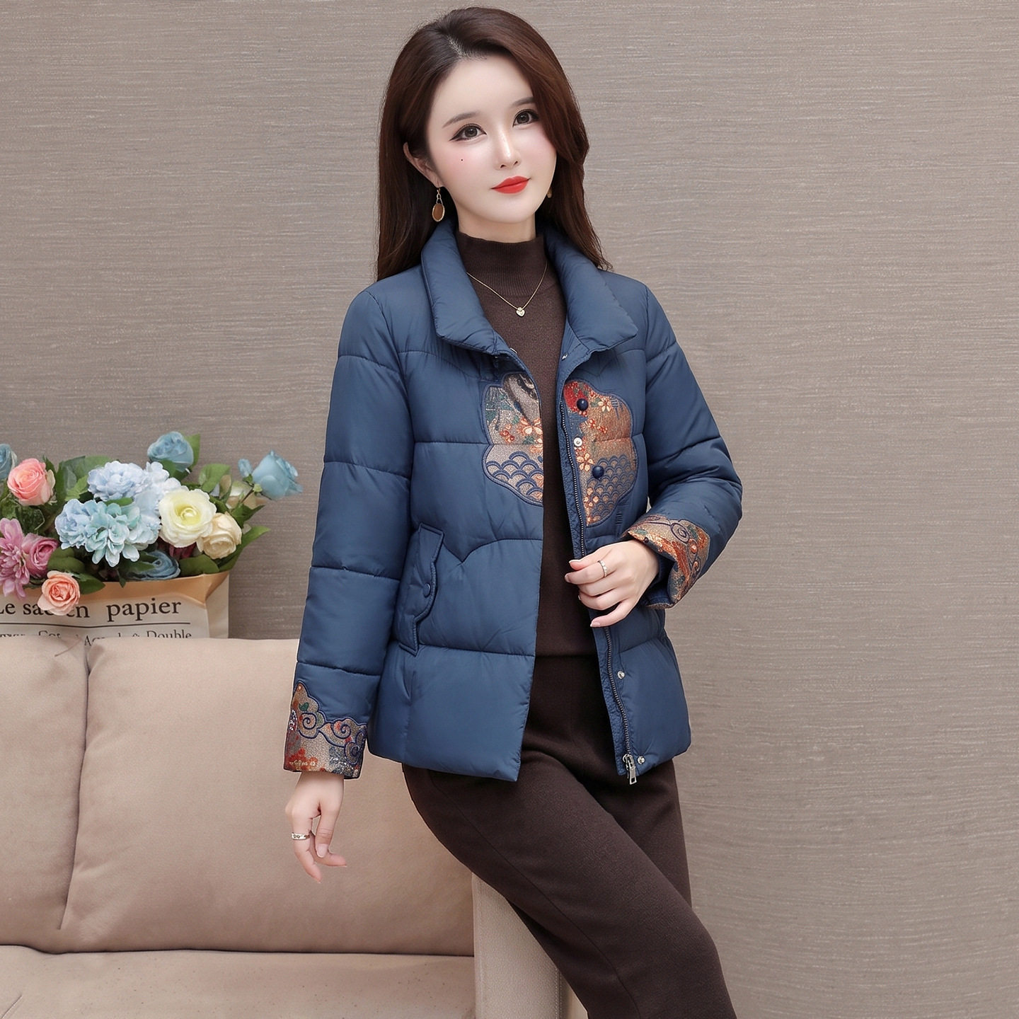 中年妈妈装2024新款棉衣冬装保暖外套中老年棉服新中式加厚棉袄女