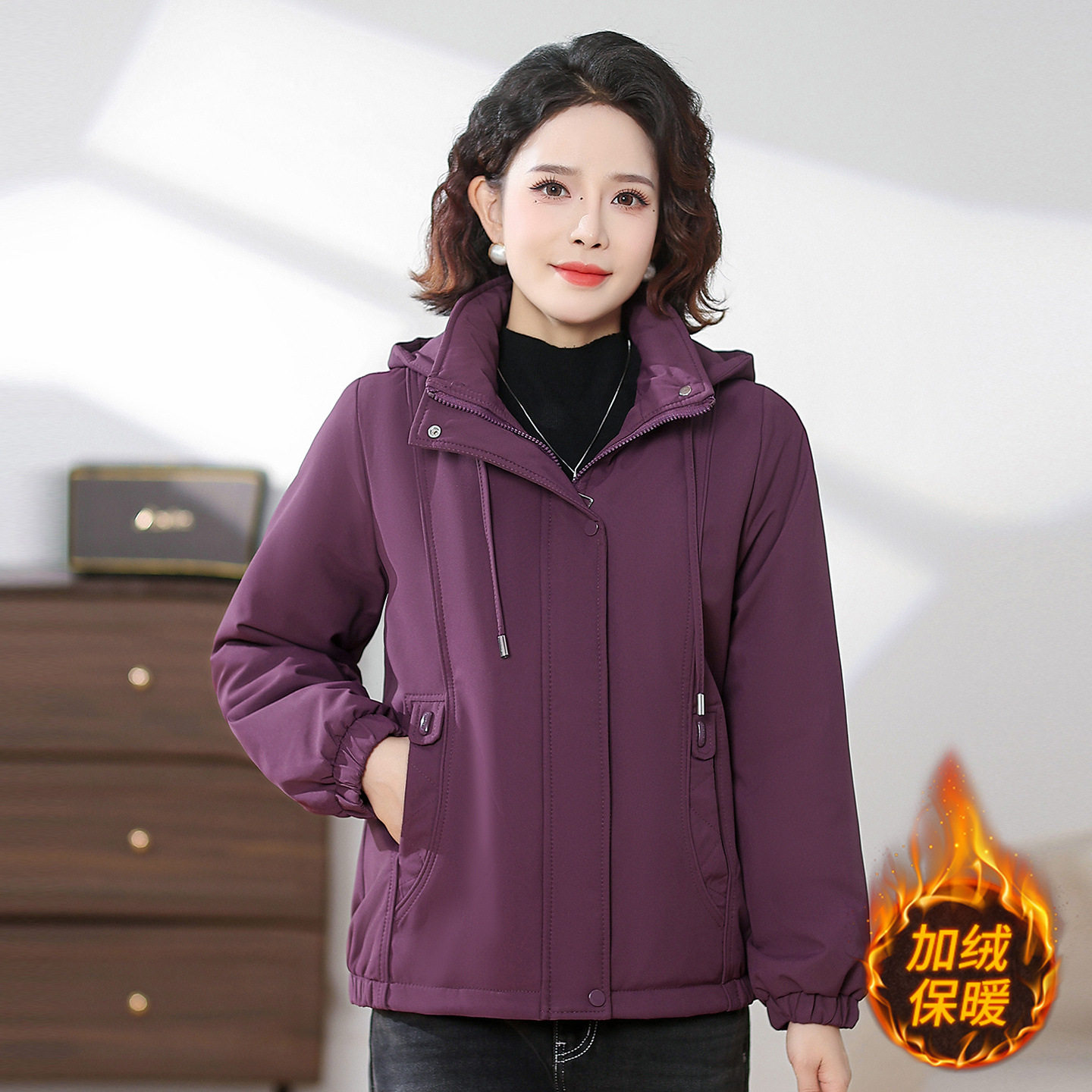 婆婆妈妈洋气时尚加绒外套短款连帽中老年女装春秋夹克上衣小个子