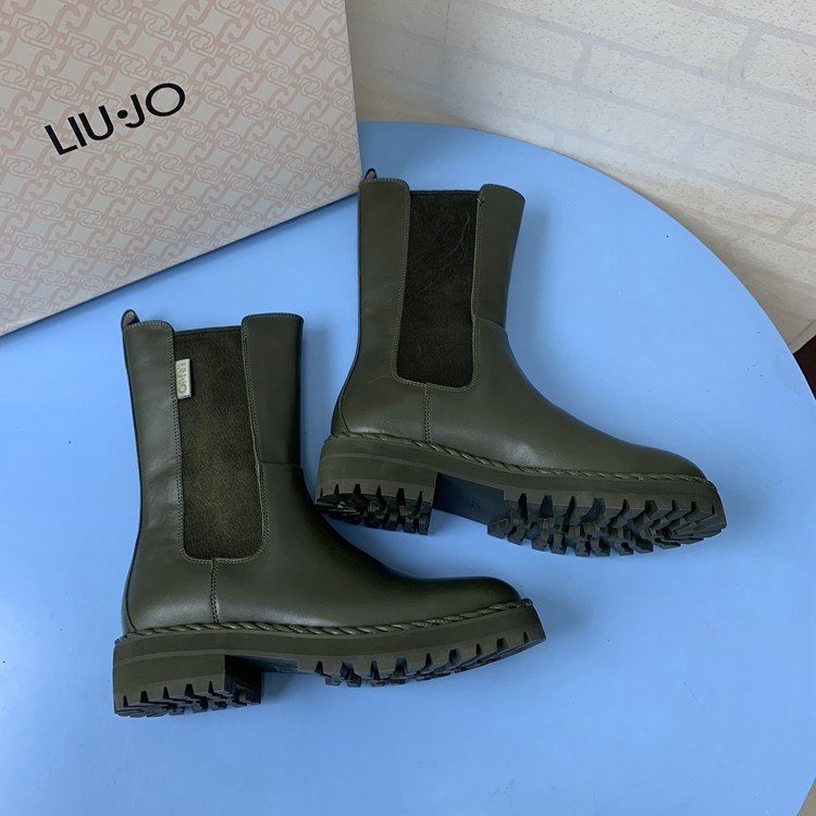 대외 무역 순수  가죽 여성 신발 소매 단색 유행 패션 굴뚝 부츠 다목적 겉옷 IM