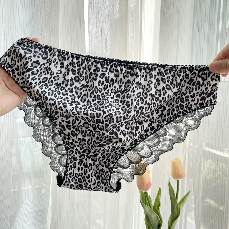 欧美性感豹纹男士内裤热辣半透明蕾丝镂空三角短裤中腰百搭有囊袋