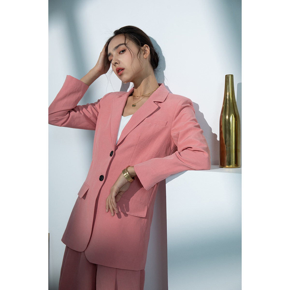 极简老钱风亚麻女西装外套粉色