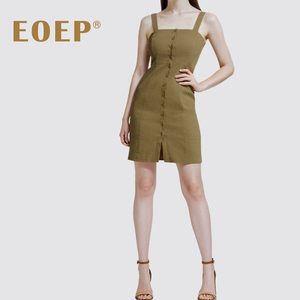 法式小众老钱风！吊带贴身连衣裙短款修身收腰包臀简约纯色亚麻