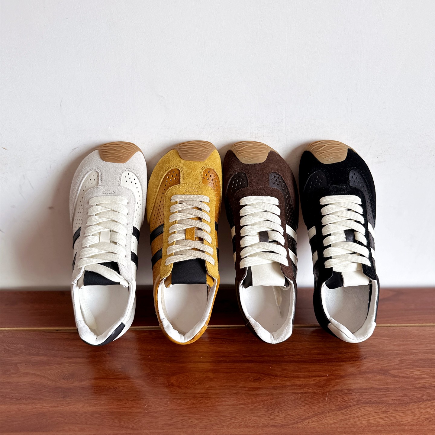 头层牛皮镂空透气休闲德训鞋