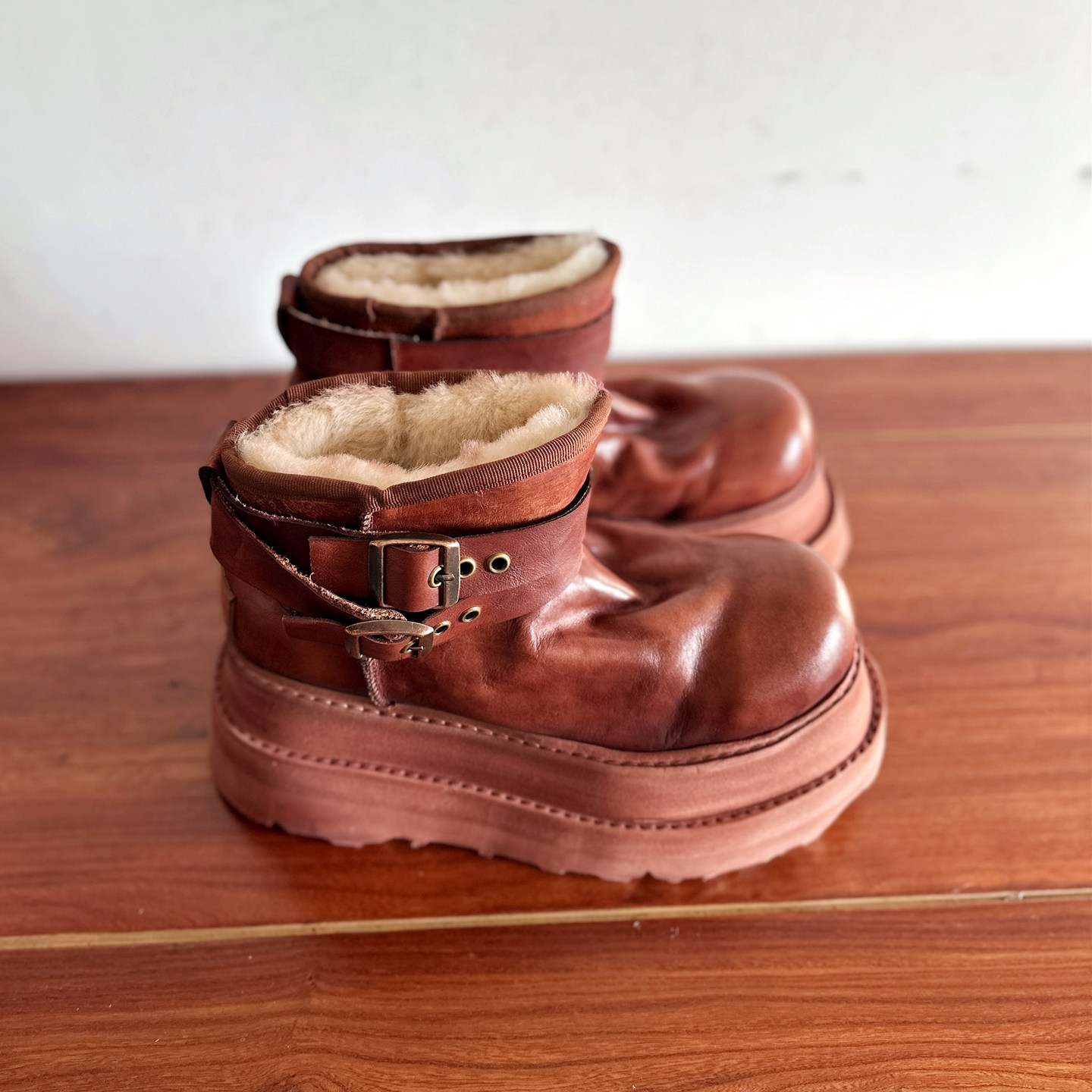 高跟厚底轻便羊皮毛一体雪地靴