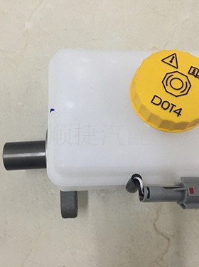 北京汽车b40LPLUS B40LPUS B40L刹车总泵