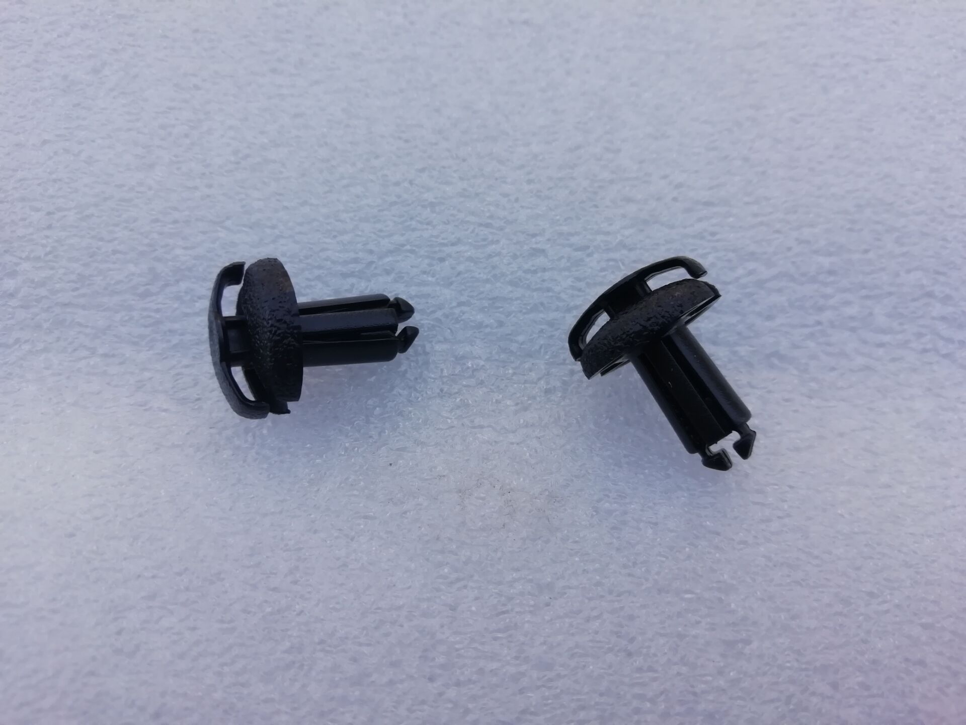 Original factory New continents Honda motorcycle Scooter Edge strips Guard board Plastic Expand Screw rivet clampin the Motorcycle/Equipment/Fitting , Motorcycle Maintenance decoration , Cap Accessories  category - from Buy2taobao.com to provide professional Taobao agent buy service