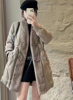 欧路S22169冬女90羽绒服长厚编织毛毛领拼接压花复古流苏修身盘扣