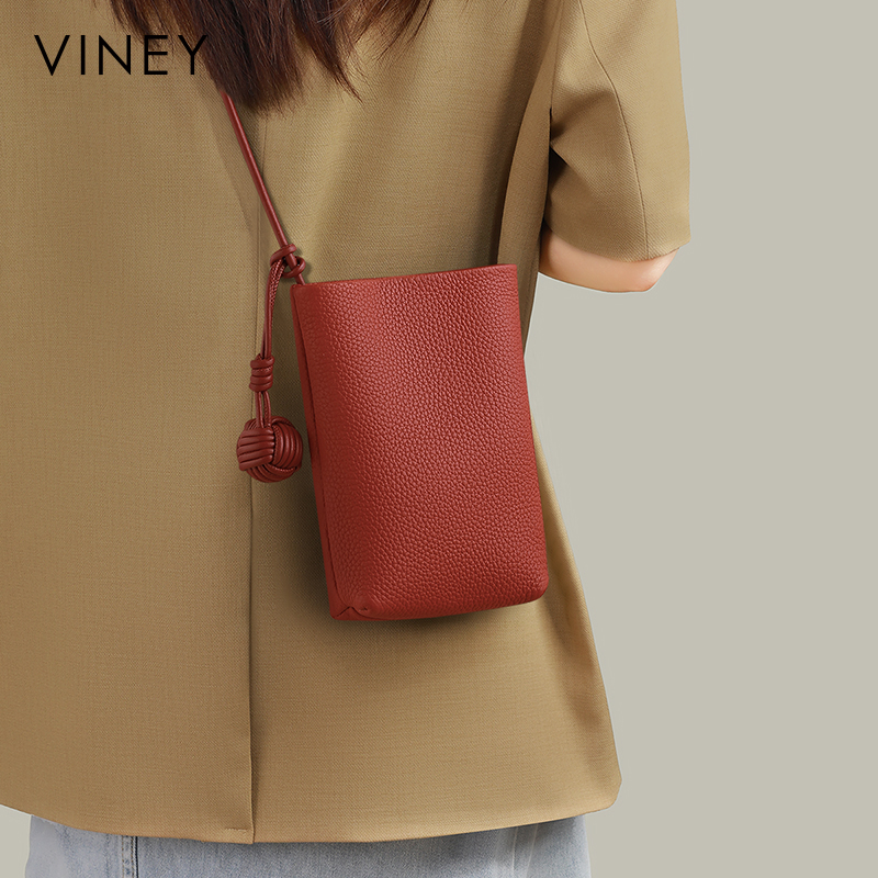 Viney手机包包2025新款夏季真皮女包斜挎包轻便迷你竖款单肩小包