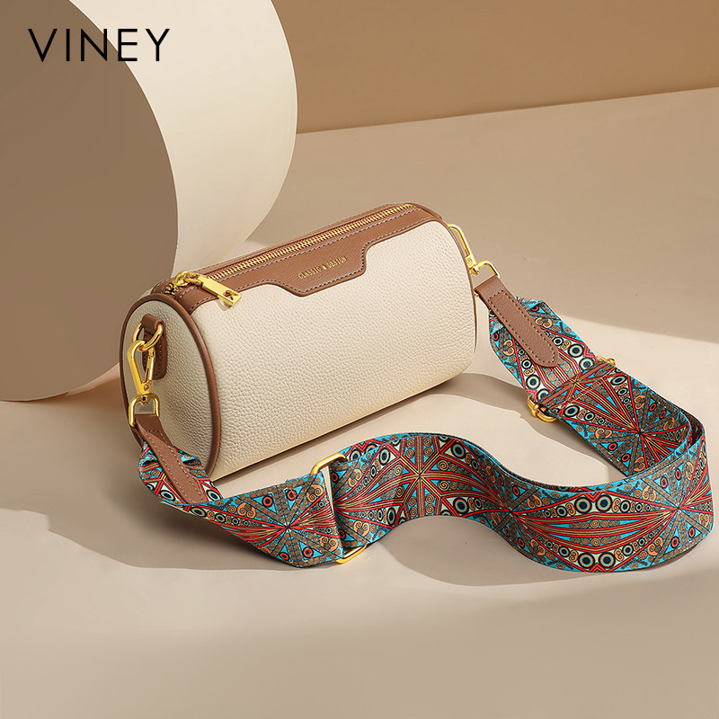 Viney包包女2026新款斜挎包女包腋下真皮枕头秋冬高级感圆筒小包