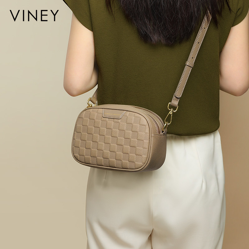 Viney包包2025新款女包夏天真皮斜挎包小包轻奢小众高级感单肩包