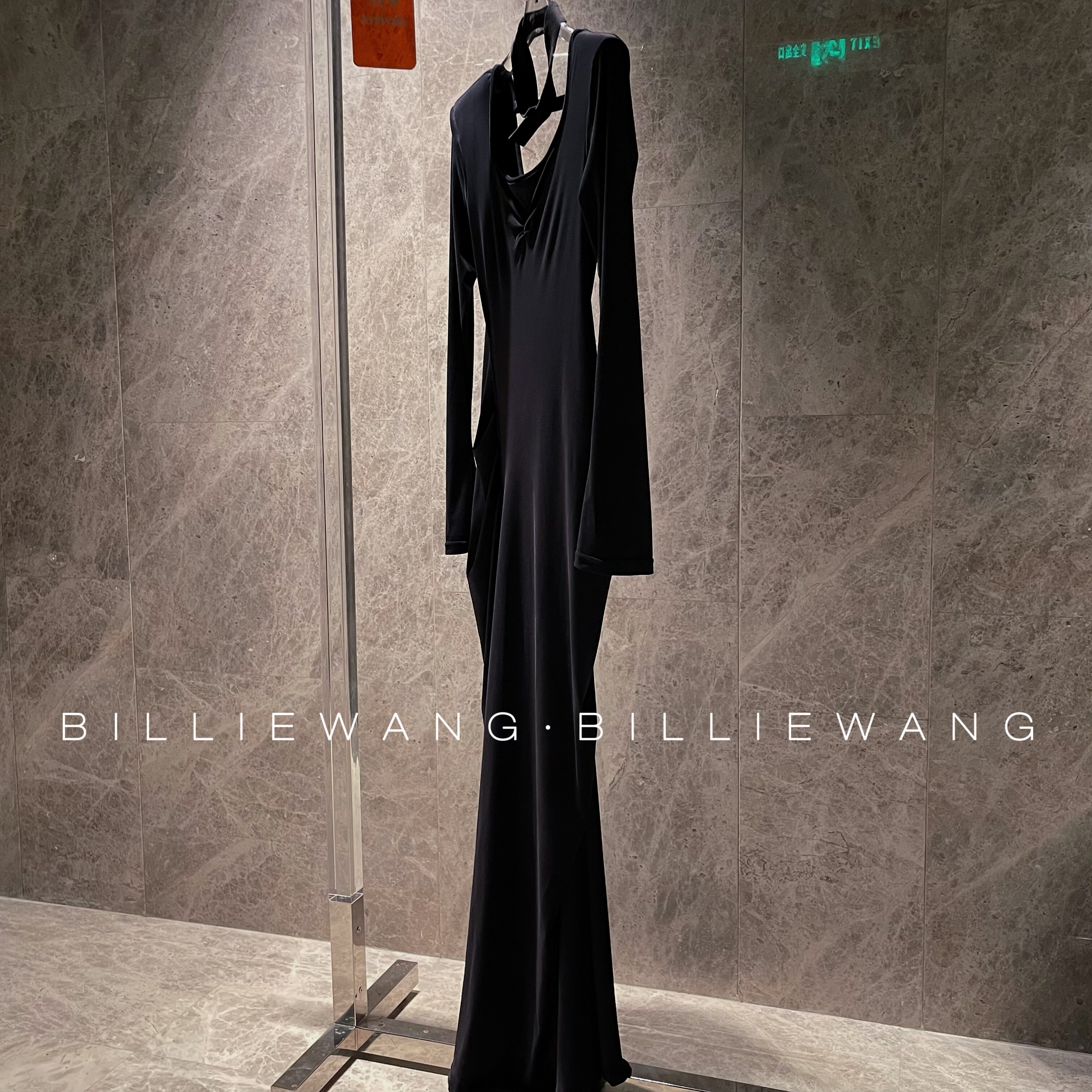 BW独立设计师高定系列｜极细绒多穿垂感气质连衣裙