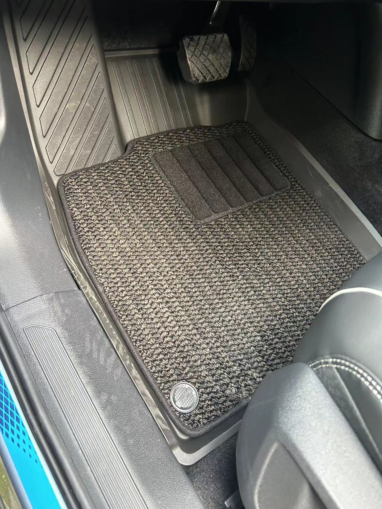 ID4X2025 聪明款 纯净长续航版订做专车专用TPE脚垫