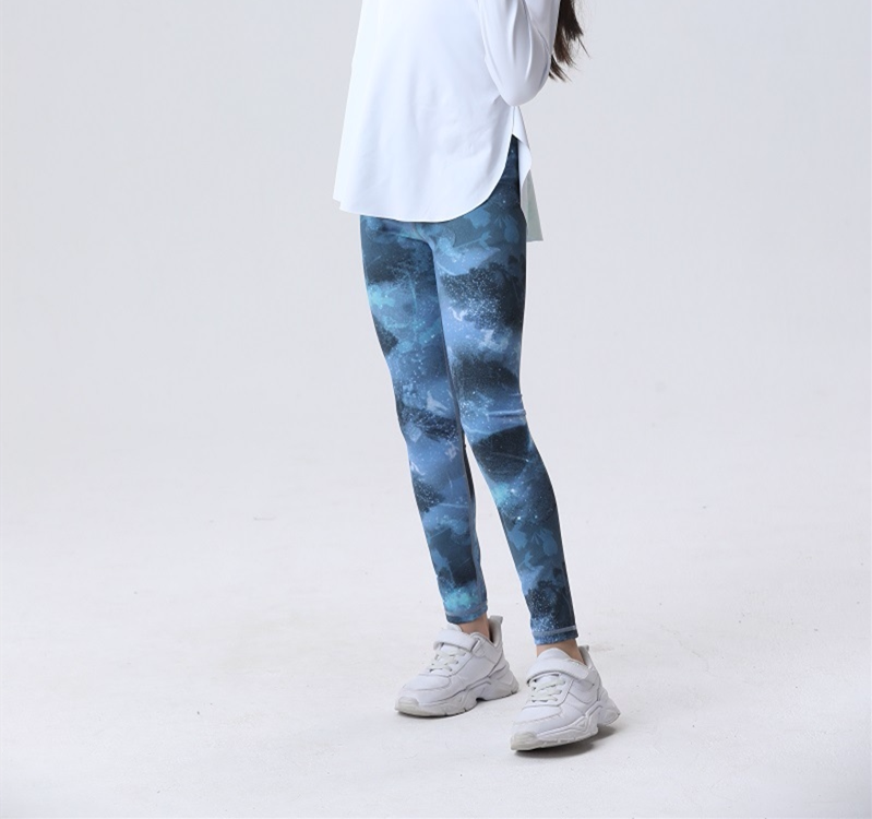 新款女童好看舒服的花色儿童瑜伽健身裤运动跑步骑行跳操裤长裤