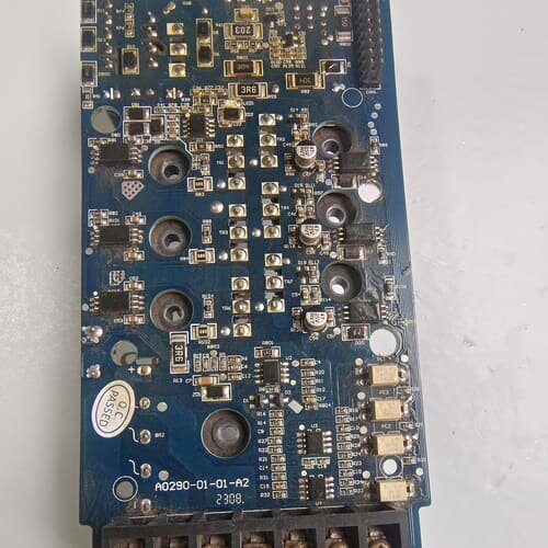 可维修A0290-01-01-A2。V380-4T0022G变频器议价