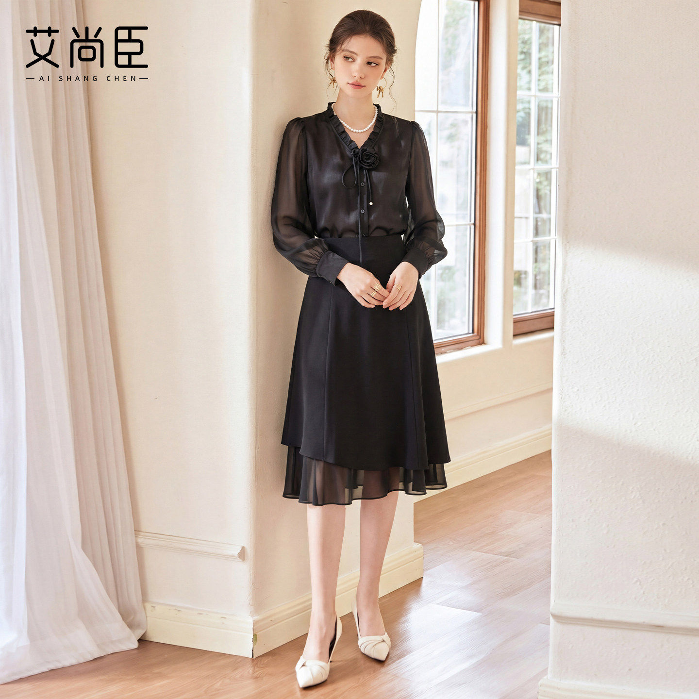 艾尚臣黑色衬衫雪纺衬衣套装女灯笼袖花边领办公室白领前台职业装