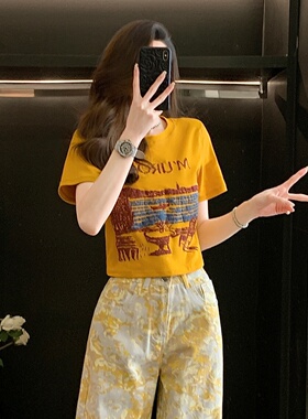 多巴胺风印花短袖T恤女夏季新款休闲减龄修身显瘦短款半袖衫上衣