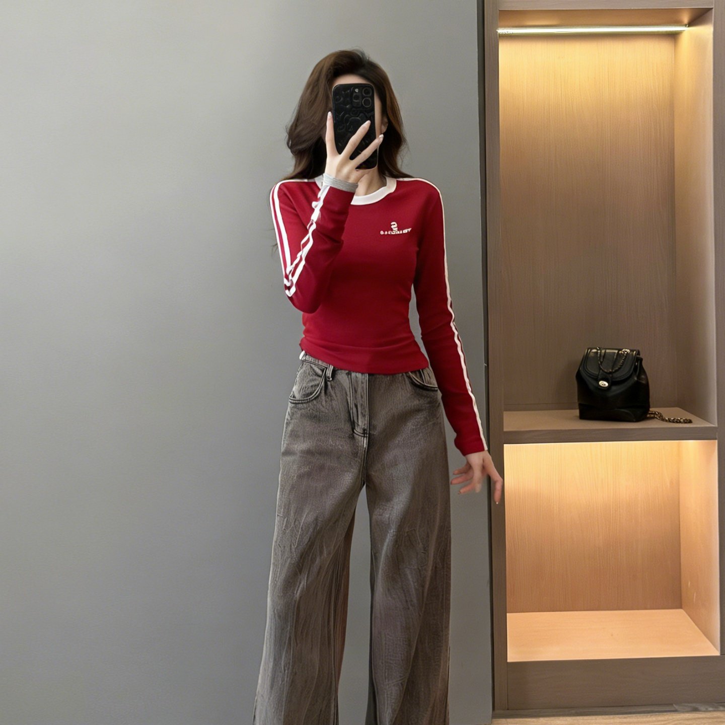 撞色条纹刺绣紧身短款长袖T恤女春季新款辣妹修身显瘦打底衫上衣