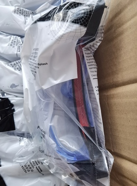 3M1623AF防护眼镜，防雾防化学液体飞溅Z87.1；四周密封眼罩一副