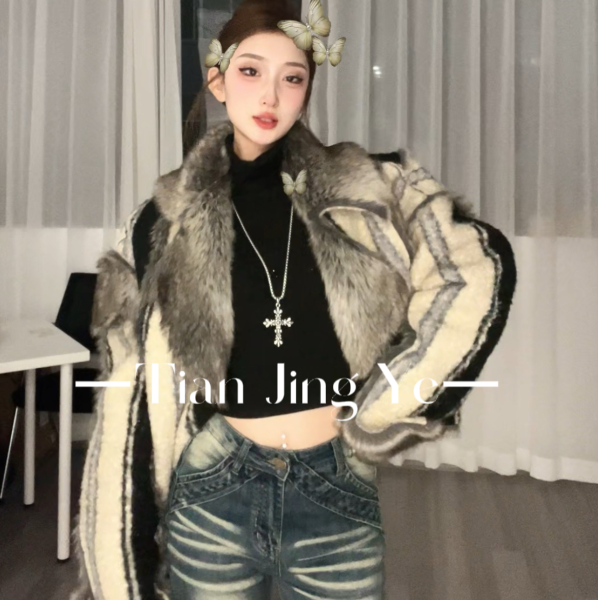 JINGYE25~冬季正反两穿拼接毛毛条纹外套